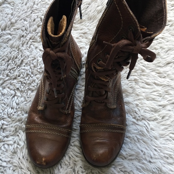 Brown Leather Steve Madden Troopa Combat Boots - Picture 4 of 9